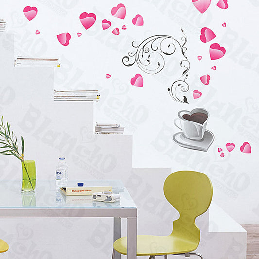 🍂 Seasonal Style: How to Refresh Your Home with Wall Décor All Year Round